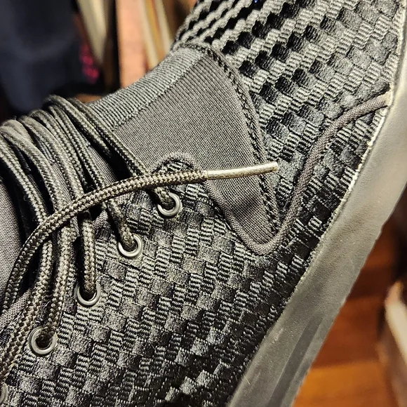 Jordan Basket Weave Sneakers - Picture 3 of 16